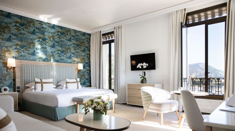 <b>Royal-Riviera Hotel Suite</b>. Images powered by <a href="https://www.leonardoworldwide.com/" title="Leonardo Worldwide" target="_blank">Leonardo</a>.