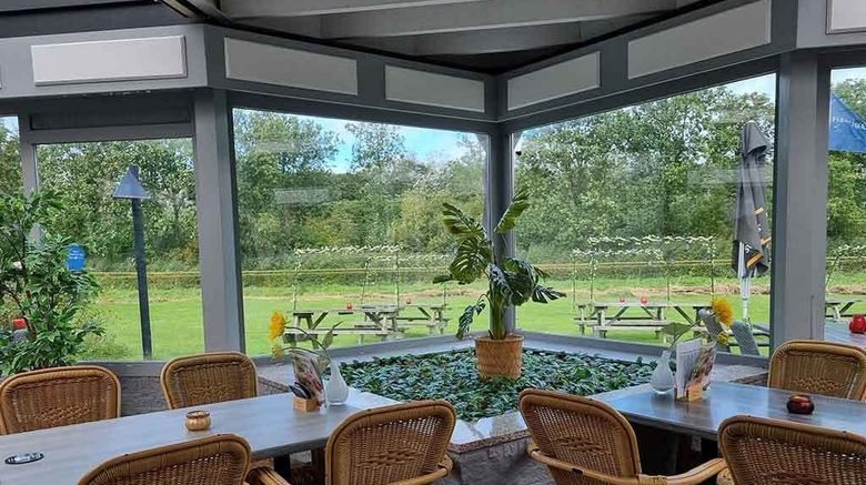 <b>Fletcher Hotel Nieuwvliet-Bad Restaurant</b>. Images powered by <a href="https://www.leonardoworldwide.com/" title="Leonardo Worldwide" target="_blank">Leonardo</a>.