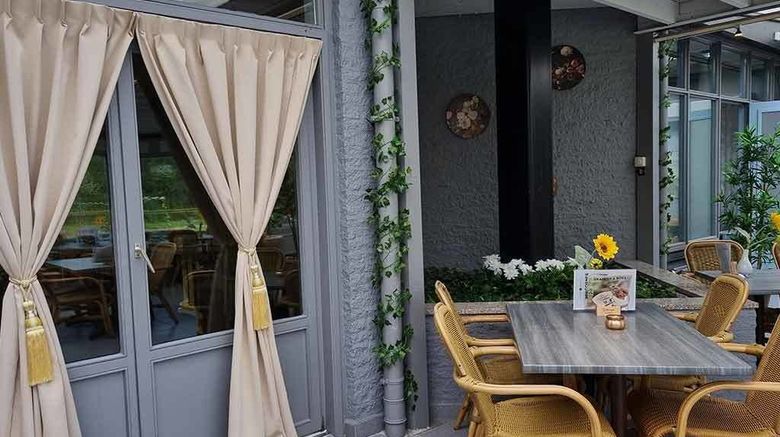 <b>Fletcher Hotel Nieuwvliet-Bad Restaurant</b>. Images powered by <a href="https://www.leonardoworldwide.com/" title="Leonardo Worldwide" target="_blank">Leonardo</a>.