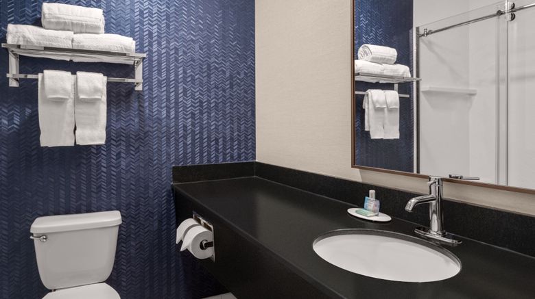 <b>Fairfield Inn & Suites Naperville/Aurora Room</b>. Images powered by <a href="https://www.leonardoworldwide.com/" title="Leonardo Worldwide" target="_blank">Leonardo</a>.