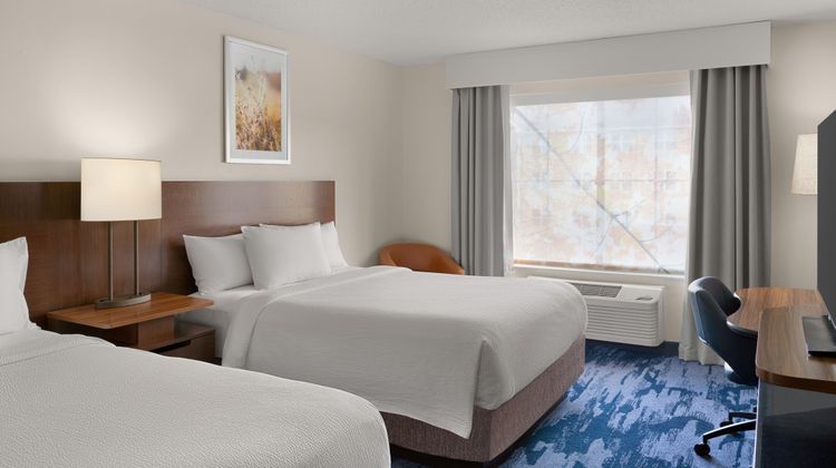 Fairfield Inn & Suites Naperville/Aurora Room