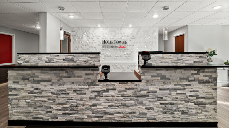 HomeTowne Studios East Lansing Okemos Lobby