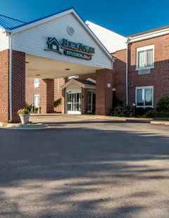 HomeTowne Studios East Lansing Okemos