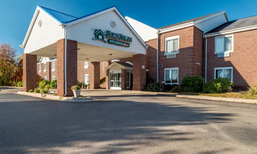 HomeTowne Studios East Lansing Okemos
