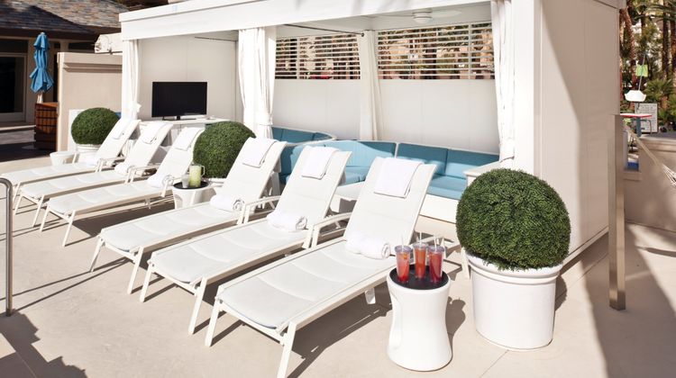 W Las Vegas Pool