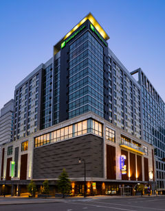 Holiday Inn & Suites Nashville Downtown