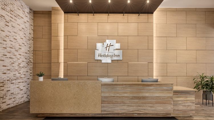 Holiday Inn & Suites Nashville Downtown Exterior