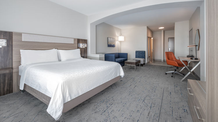 Holiday Inn Express Hotel Dallas West Room