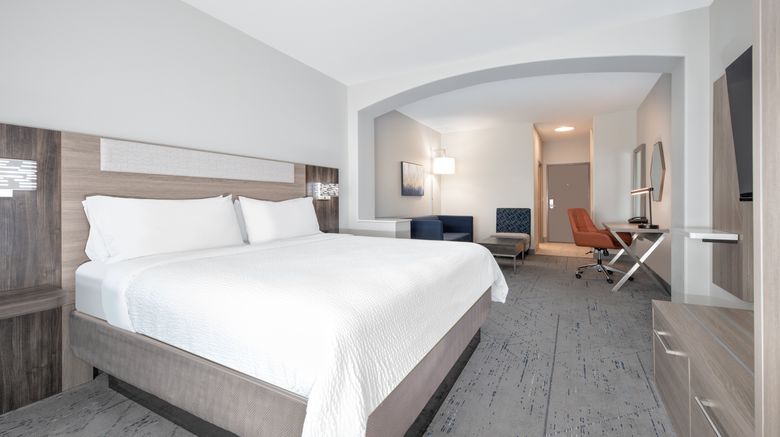 <b>Holiday Inn Express Hotel Dallas West Room</b>. Images powered by <a href="https://www.leonardoworldwide.com/" title="Leonardo Worldwide" target="_blank">Leonardo</a>.