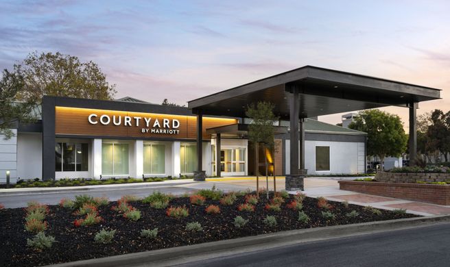 Courtyard San Mateo Foster City Exterior