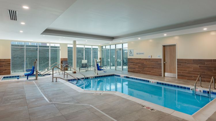 Fairfield Inn & Suites at MH Landing Pool