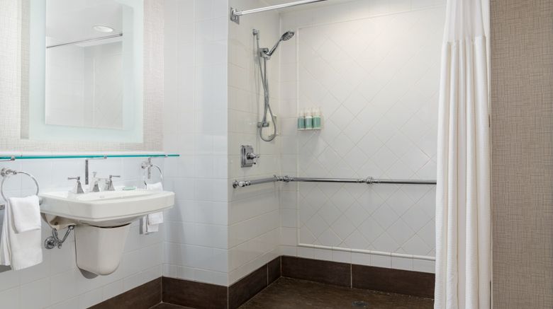 <b>Courtyard St Louis Downtown/Conv Ctr Room</b>. Images powered by <a href="https://www.leonardoworldwide.com/" title="Leonardo Worldwide" target="_blank">Leonardo</a>.