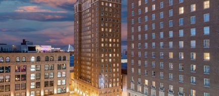 Courtyard St Louis Downtown/Conv Ctr Exterior