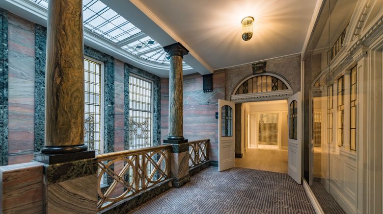 <b>Stock Exchange Hotel Suite</b>. Images powered by <a href="https://www.leonardoworldwide.com/" title="Leonardo Worldwide" target="_blank">Leonardo</a>.