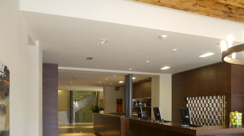 <b>Sweet Hotel Ballroom</b>. Images powered by <a href="https://www.leonardoworldwide.com/" title="Leonardo Worldwide" target="_blank">Leonardo</a>.