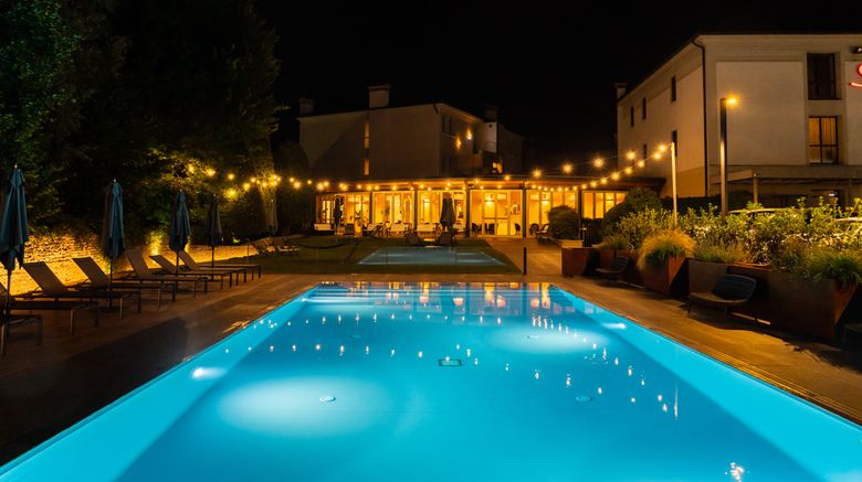 <b>Sweet Hotel Pool</b>. Images powered by <a href="https://www.leonardoworldwide.com/" title="Leonardo Worldwide" target="_blank">Leonardo</a>.