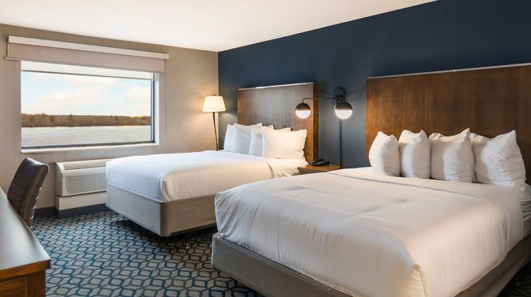 Crowne Plaza Niagara Falls Room