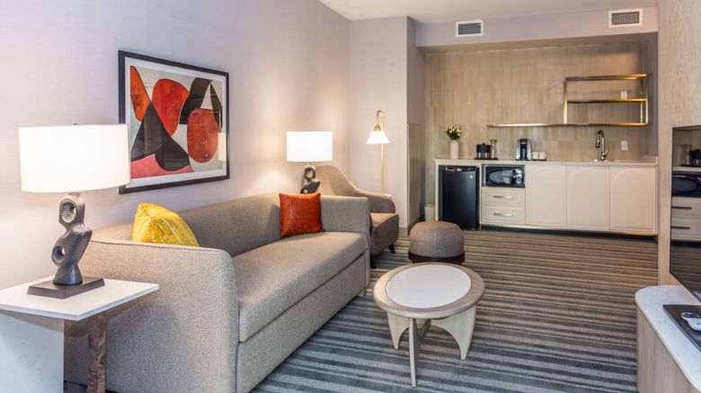 <b>Voco The Clair Cincinnati Downtown Suite</b>. Images powered by <a href="https://www.leonardoworldwide.com/" title="Leonardo Worldwide" target="_blank">Leonardo</a>.