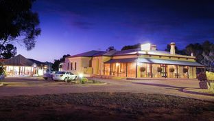 Standpipe Golf Motor Inn
