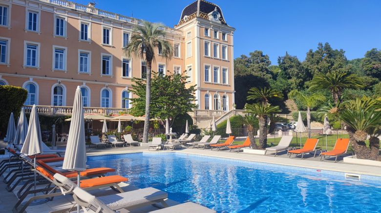 <b>L'Oraye Hotel Pool</b>. Images powered by <a href="https://www.leonardoworldwide.com/" title="Leonardo Worldwide" target="_blank">Leonardo</a>.