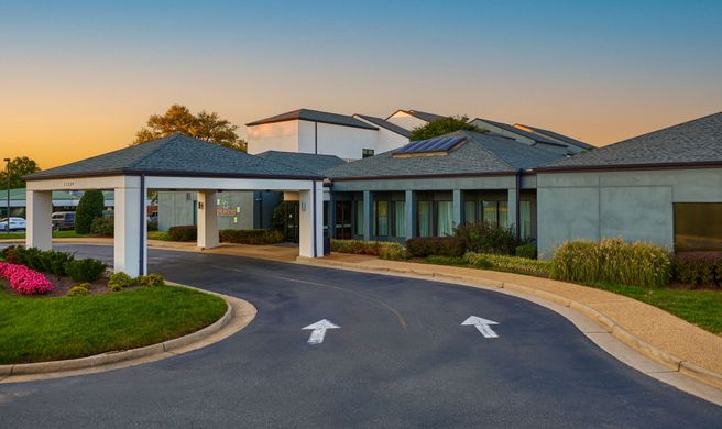 Courtyard by Marriott Fairfax Fair Oaks Exterior
