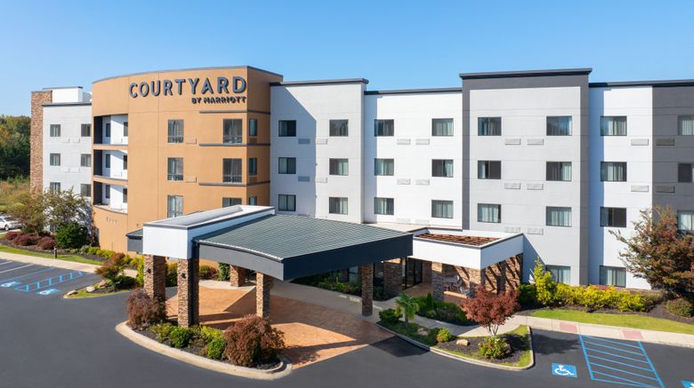 <b>Courtyard Auburn Exterior</b>. Images powered by <a href="https://www.leonardoworldwide.com/" title="Leonardo Worldwide" target="_blank">Leonardo</a>.