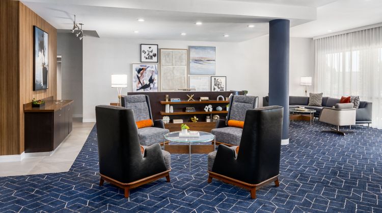 Courtyard Auburn Lobby