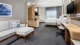 Courtyard Auburn Suite
