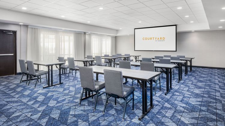 Courtyard Auburn Meeting