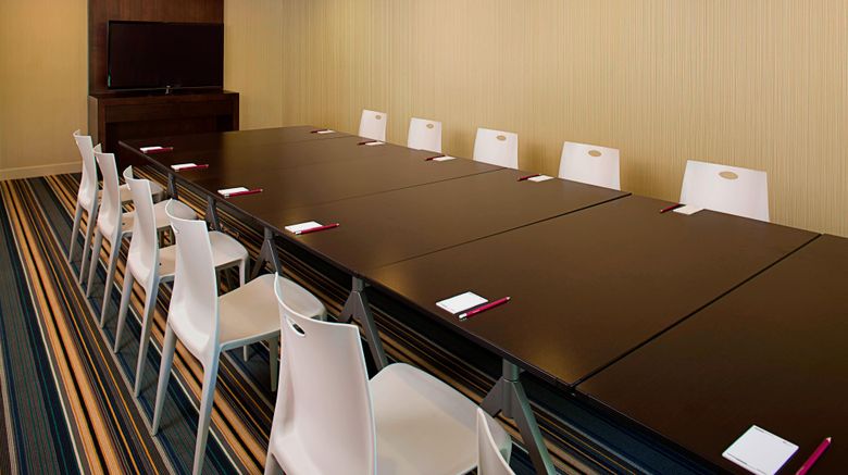 <b>aloft Miami Brickell Meeting</b>. Images powered by <a href="https://www.leonardoworldwide.com/" title="Leonardo Worldwide" target="_blank">Leonardo</a>.