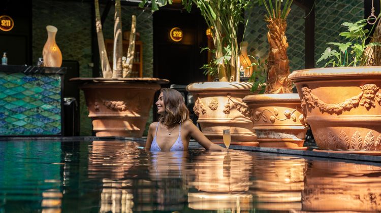 Manon Les Suites Pool