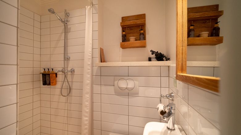 <b>Hotel Oslo Guldsmeden Room</b>. Images powered by <a href="https://www.leonardoworldwide.com/" title="Leonardo Worldwide" target="_blank">Leonardo</a>.