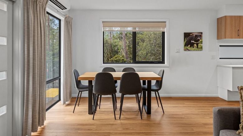 <b>Discovery Parks Cradle Mountain Restaurant</b>. Images powered by <a href="https://www.leonardoworldwide.com/" title="Leonardo Worldwide" target="_blank">Leonardo</a>.