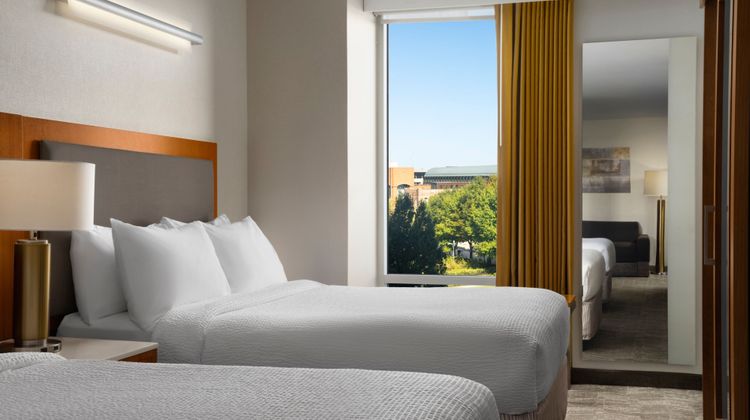 SpringHill Suites Indianapolis Downtown Room