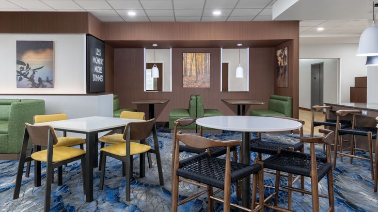 <b>Fairfield Inn & Suites Martinsburg Restaurant</b>. Images powered by <a href="https://www.leonardoworldwide.com/" title="Leonardo Worldwide" target="_blank">Leonardo</a>.