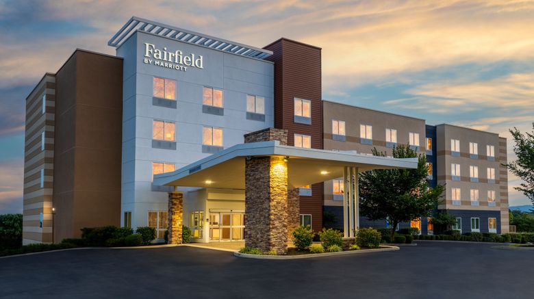 <b>Fairfield Inn & Suites Martinsburg Exterior</b>. Images powered by <a href="https://www.leonardoworldwide.com/" title="Leonardo Worldwide" target="_blank">Leonardo</a>.