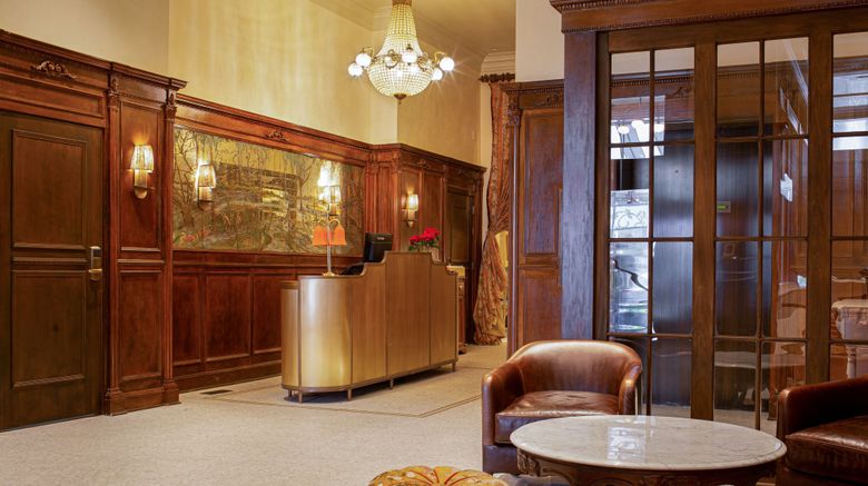 <b>Hotel Cleo, a Tribute Portfolio Hotel Lobby</b>. Images powered by <a href="https://www.leonardoworldwide.com/" title="Leonardo Worldwide" target="_blank">Leonardo</a>.