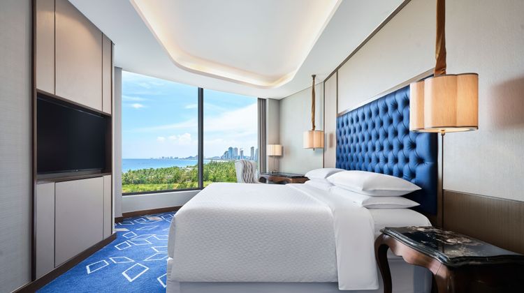 Four Points by Sheraton Danang Suite