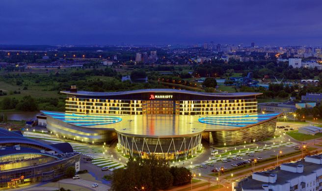Marriott Hotel Minsk Exterior
