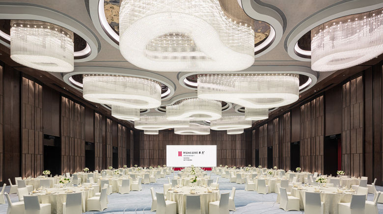 <b>Hualuxe Haining Ballroom</b>. Images powered by <a href="https://www.leonardoworldwide.com/" title="Leonardo Worldwide" target="_blank">Leonardo</a>.