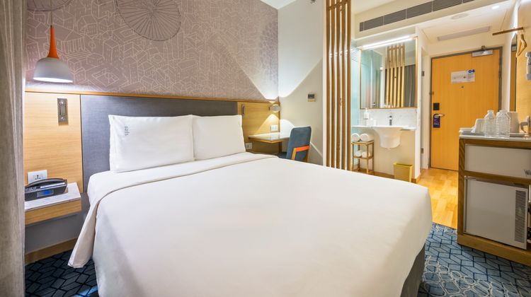 Holiday Inn Express Knowledge Park Room
