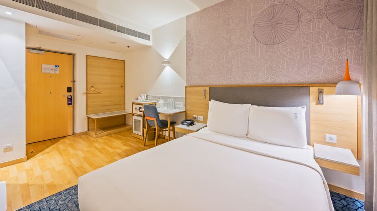 Holiday Inn Express Knowledge Park Room