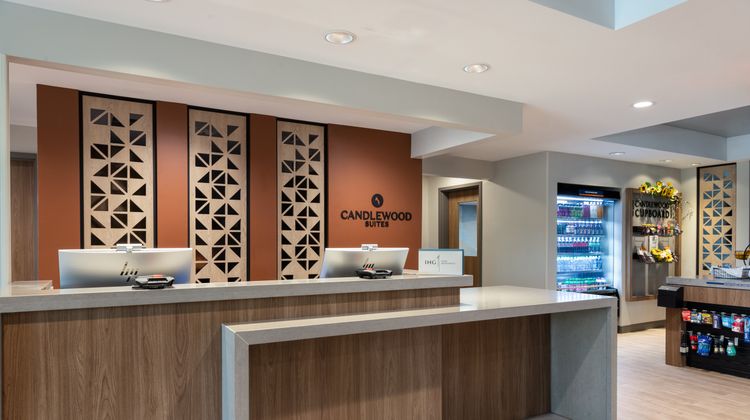 Candlewood Suites McPherson Exterior