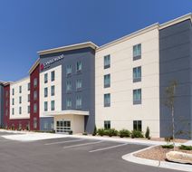 Candlewood Suites McPherson Exterior
