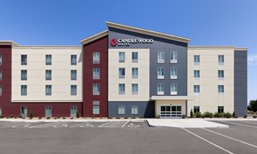 Candlewood Suites McPherson