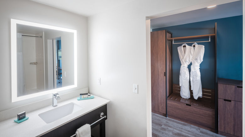 <b>Hotel Interurban Room</b>. Images powered by <a href="https://www.leonardoworldwide.com/" title="Leonardo Worldwide" target="_blank">Leonardo</a>.