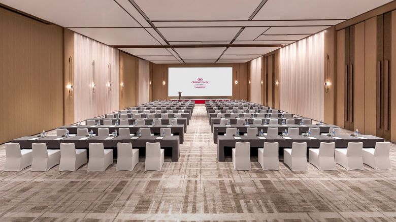 <b>Crowne Plaza Yazhou Bay Ballroom</b>. Images powered by <a href="https://www.leonardoworldwide.com/" title="Leonardo Worldwide" target="_blank">Leonardo</a>.