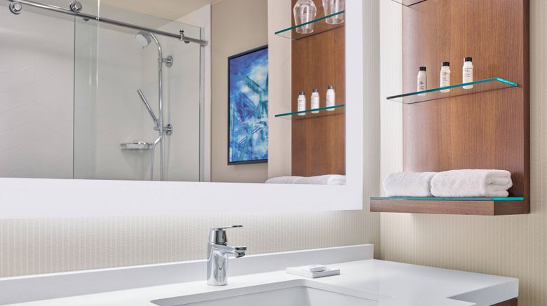 <b>Delta Hotels by Marriott Ashland Downtwn Room</b>. Images powered by <a href="https://www.leonardoworldwide.com/" title="Leonardo Worldwide" target="_blank">Leonardo</a>.