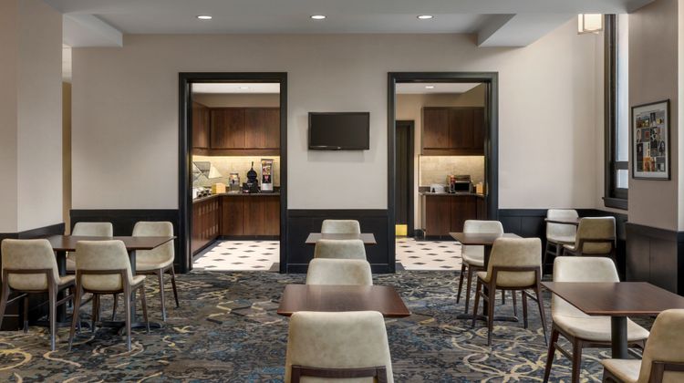 Residence Inn Omaha Downtown/Old Market Restaurant