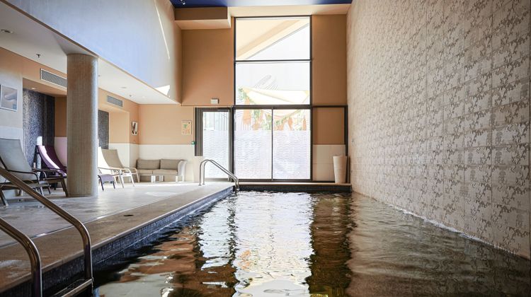Renaissance Aix-en-Provence Hotel Pool